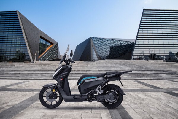 Vmoto CPx Explorer